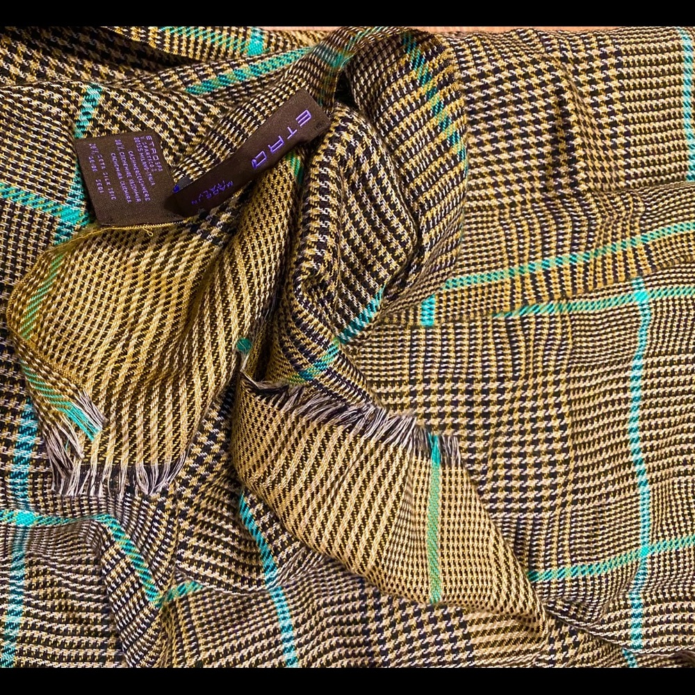 ETRO
Cashmere & Silk Scarf